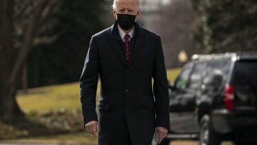 House votes to speed stimulus passage after Biden meets with Dems